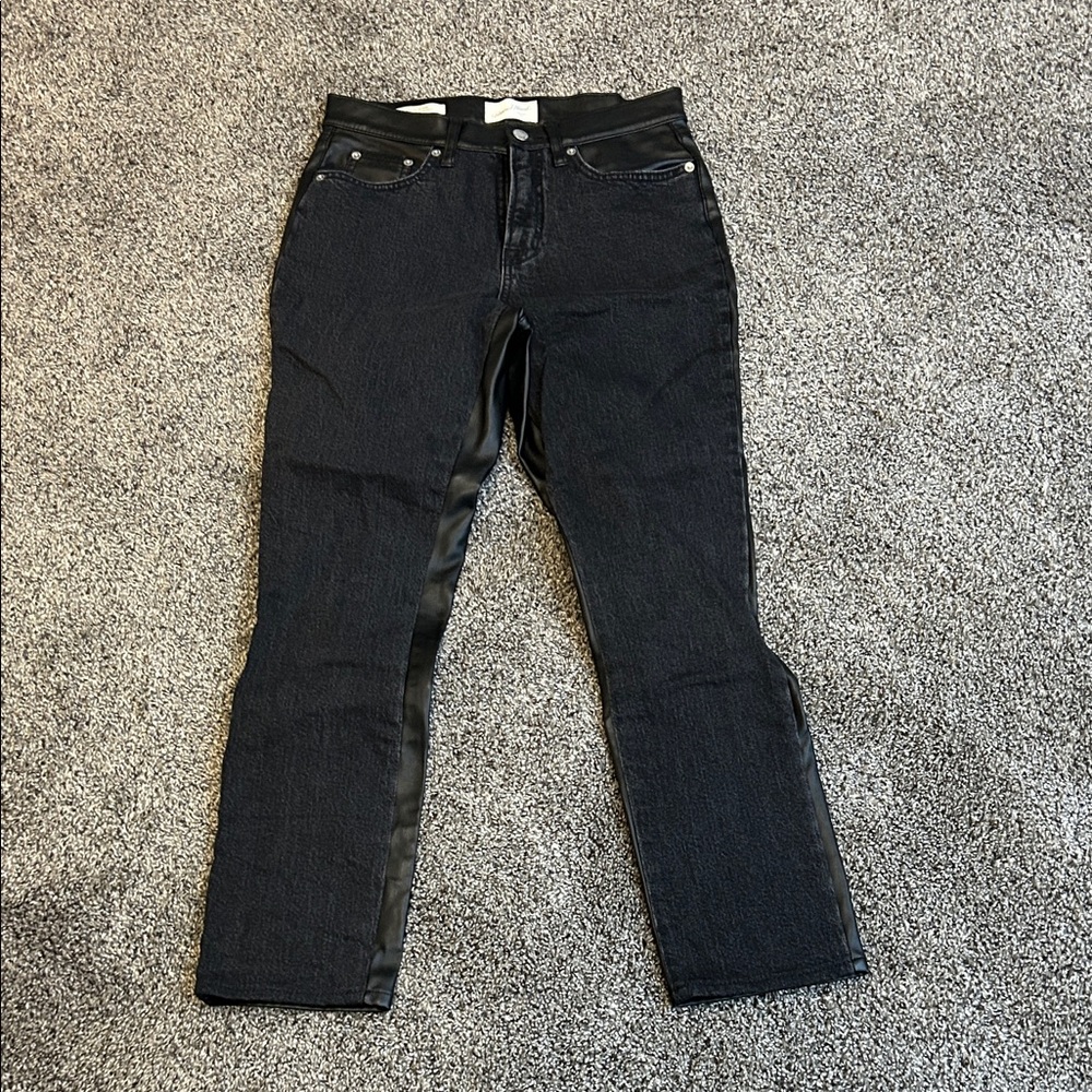 Universal Thread Gray Slim Jeans